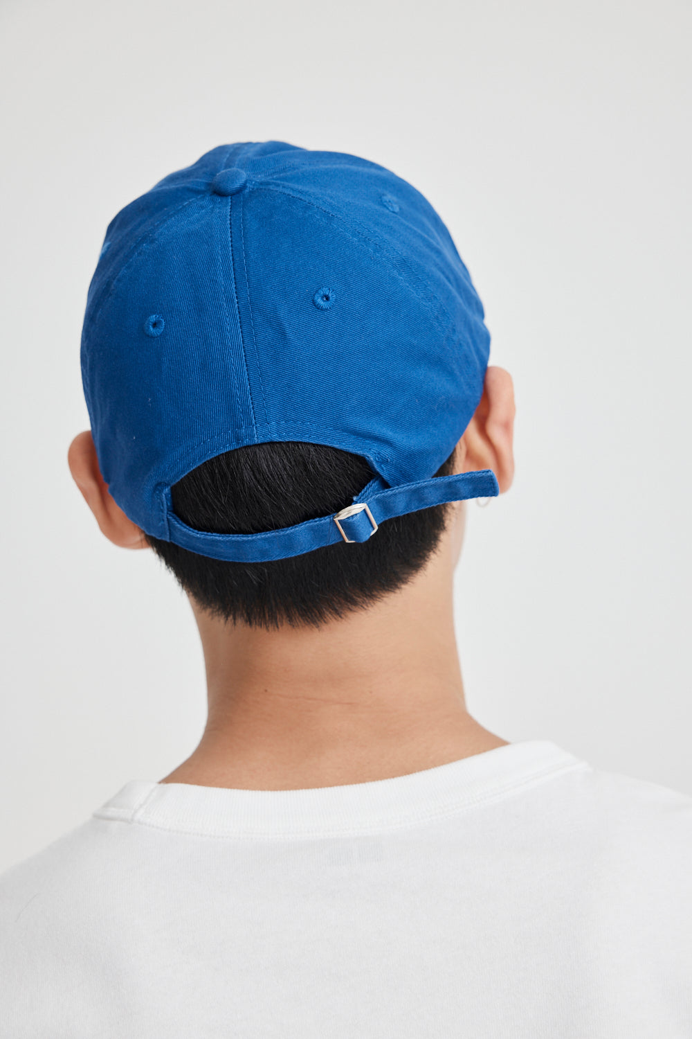 worker-blue